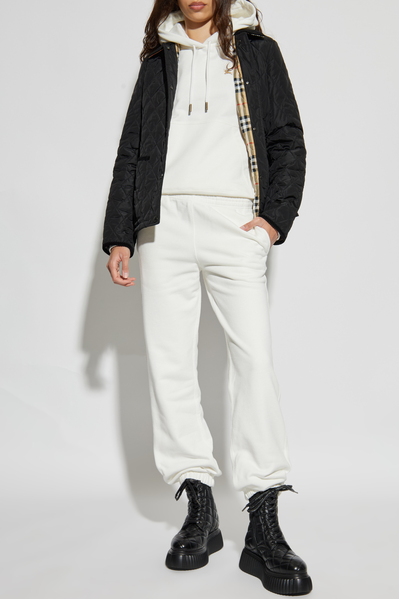 Burberry BLACK LABEL フード付きブラックジャケット ファー Burberry Burberry Black Label Hooded Stirling Fur Goose Down